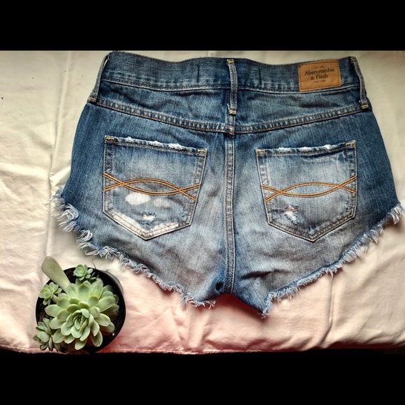 A&F Distressed High-Waisted Shorts - Picture 2 of 4